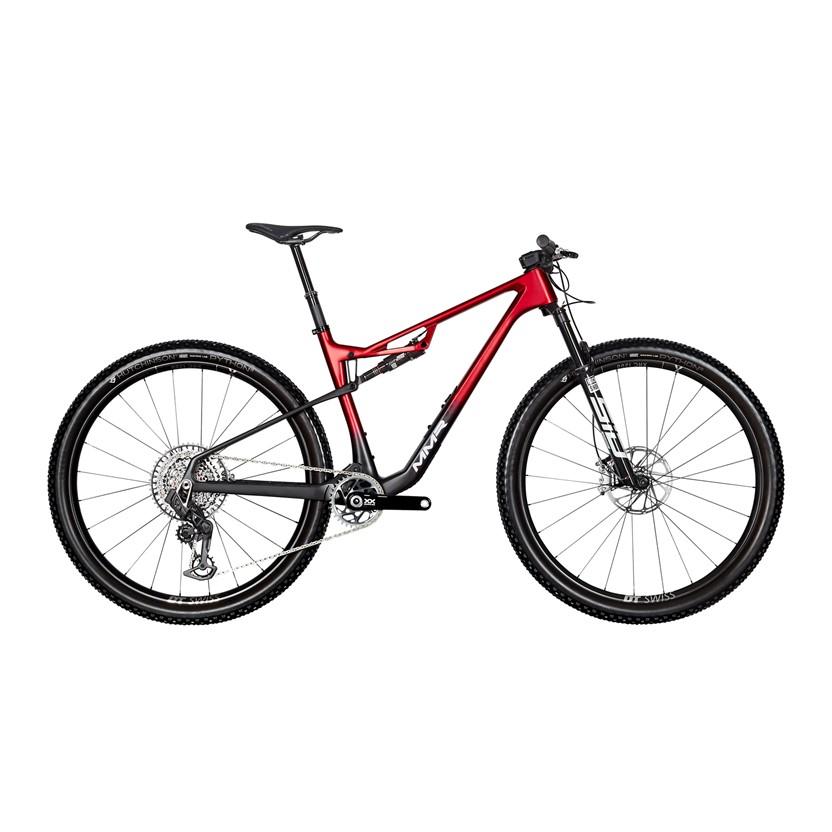 Bicicleta MMR Kenta SL 00 2025 vista lateral – full suspension carbono XC com rodas DT Swiss